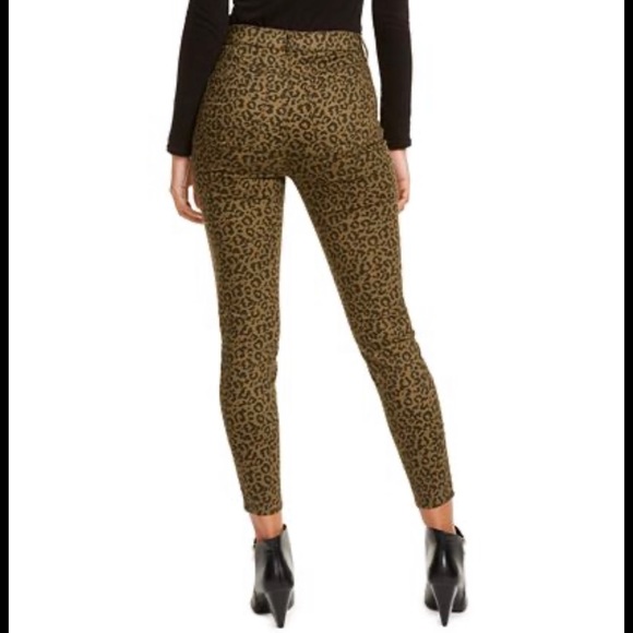 ❤️Vanilla Star Cheetah High Rise Skinny Jeans - Picture 5 of 8